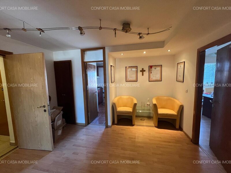 Decebal- Piata Alba Iulia, 4 camere decomandat,